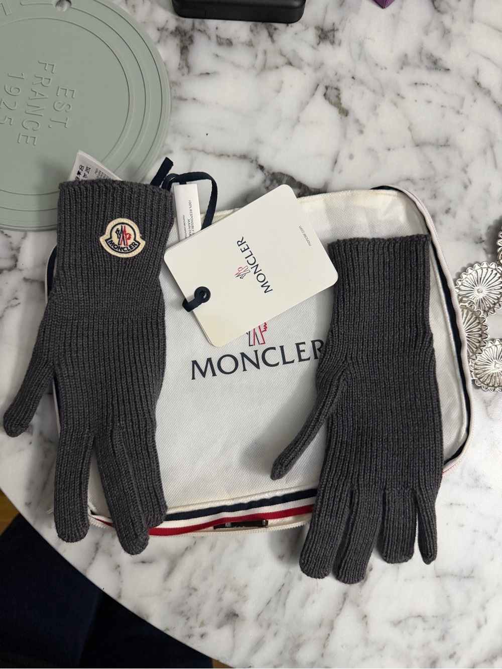 Moncler Charcoal Gray Ribbed Logo Knit Gloves